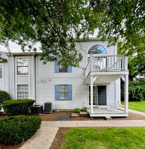 e3-404 Bainbridge Ct, Lexington, KY, 40509-1617 | Card Image