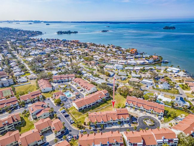 2372 Hanover Dr, Townhouse with 2 bedrooms, 2 bathrooms and null parking in DUNEDIN FL | Image 34
