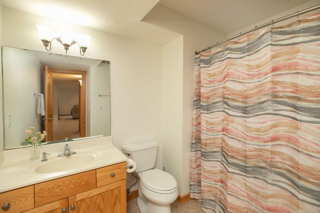 41-web-or-mls-41-Bathroom.jpg | Image 41