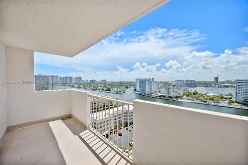 15l-1865 S Ocean Dr, Hallandale Beach, FL, 33009-7652 | Card Image