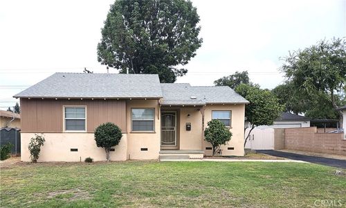 2211 Heather Way, Pomona, CA, 91767-2313 | Card Image