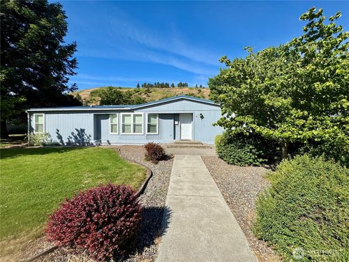 1218 S 3rd St, Dayton, WA, 99328-1610 | Card Image