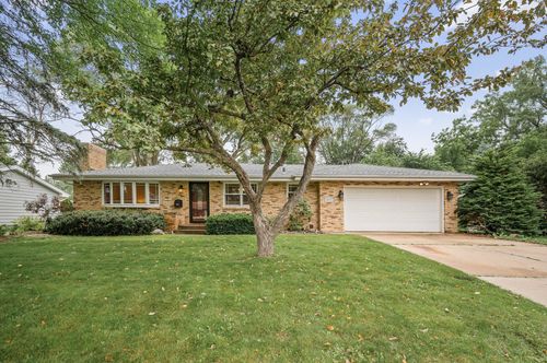 10832 Upton Ave S, Bloomington, MN, 55431-3751 | Card Image