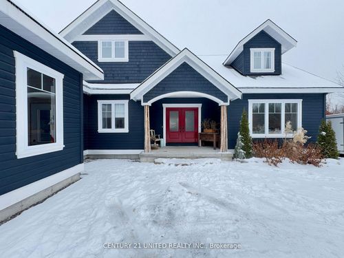 142 Hickory Beach Rd, Fenelon Falls, ON, K0M1N0 | Card Image