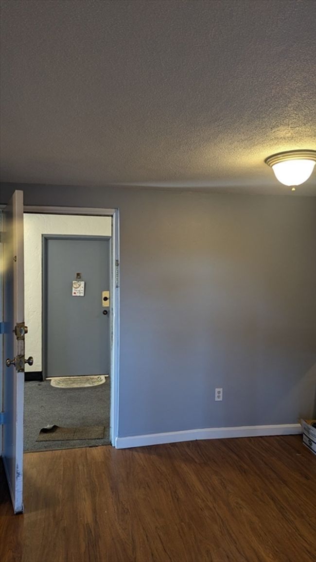 APT-5B - 215 Winter St, Condo with 1 bedrooms, 1 bathrooms and 1 parking in Weymouth MA | Image 13