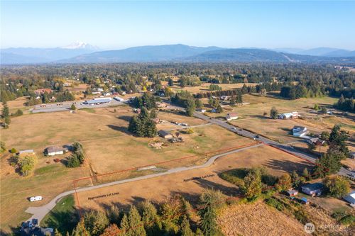 422 E Smith Rd, Bellingham, WA, 98226-9764 | Card Image