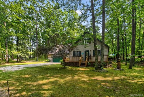 144 Garfield Blvd, Roscommon, MI, 48653-8193 | Card Image