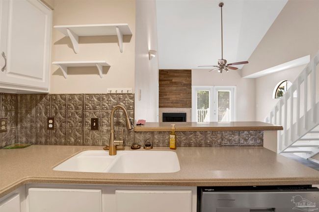 APT-1121 - 5001 Grande Dr, House other with 1 bedrooms, 1 bathrooms and 2 parking in Pensacola FL | Image 12