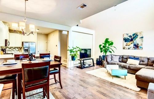 4215 Snow Goose Trl, Arlington, TX, 76005-1166 | Card Image