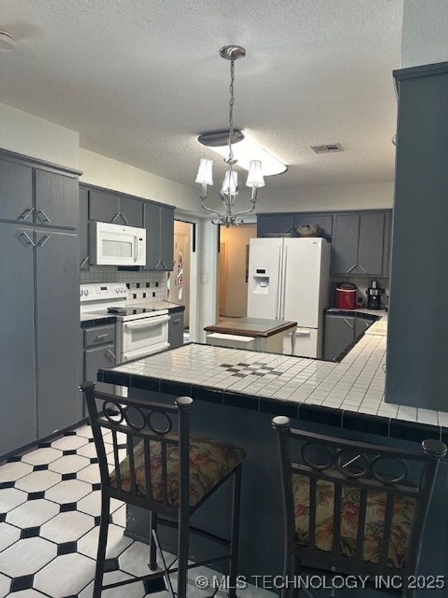 107 N 12 Th Ave, House other with 3 bedrooms, 3 bathrooms and null parking in Madill OK | Image 5
