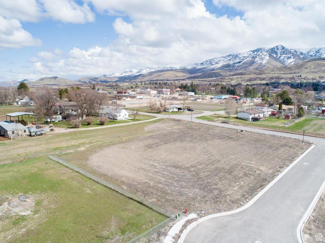 Aerial view featuring a mountain view and a residential view | Image 11
