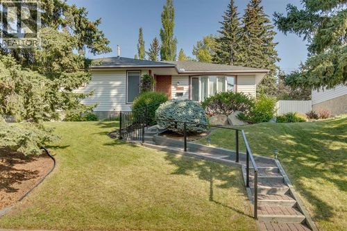 5751 Dalmead Cres Nw, Calgary, AB, T3A1E8 | Card Image