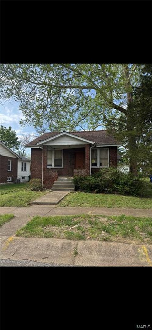 7054 Julian Avenue, University City, MO, 63130 | Card Image