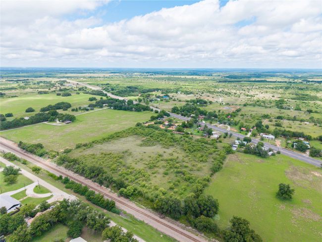 1101 W Hall St, House other with 3 bedrooms, 2 bathrooms and null parking in Bangs TX | Image 34