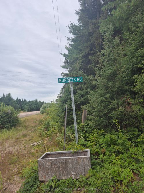 7 Burritt'S Rd, Mattawa, ON, P0H1V0 | Card Image