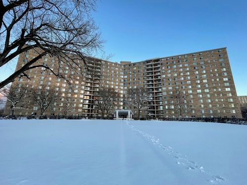 apt-110-7141 N Kedzie Ave, Chicago, IL, 60645-2822 | Card Image