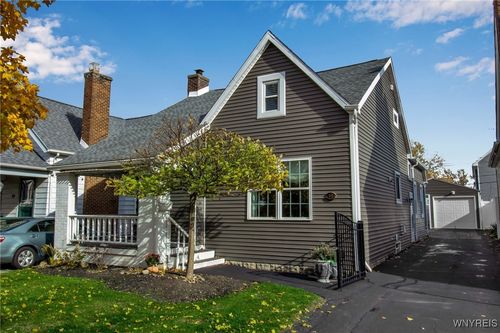 45 Arundel Rd, Buffalo, NY, 14216-2001 | Card Image