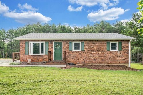 35 Antler Ridge Rd, Moneta, VA, 24121-4980 | Card Image