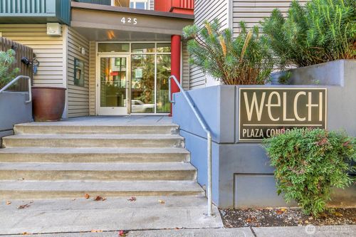 apt-a113-425 23rd Ave S, Seattle, WA, 98144-7519 | Card Image