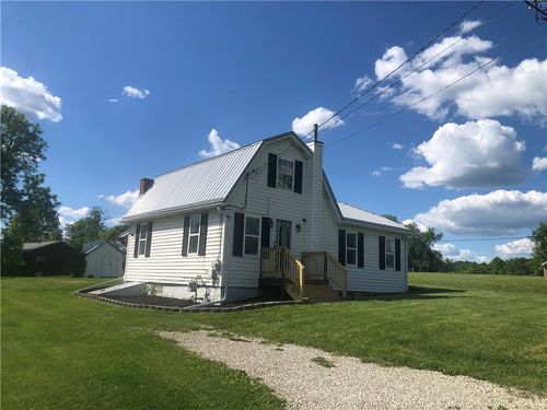 40 Salem Avenue, New Salem, PA, 15468 | Card Image