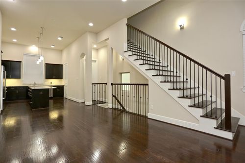 4009 Lillian St, Houston, TX, 77007-5619 | Card Image