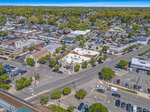 9 Central Ave, Massapequa, NY, 11758-4902 | Card Image