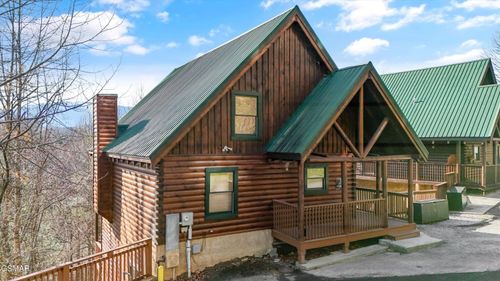 4449 Forest Vista Way, Pigeon Forge, TN, 37863-4749 | Card Image