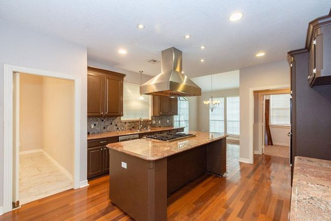 603 Oleander St, House other with 4 bedrooms, 3 bathrooms and 3 parking in Lake Jackson TX | Image 17