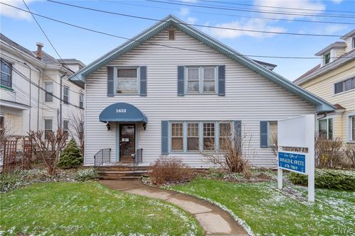 1630 W Genesee St, Syracuse, NY, 13204-1952 | Card Image