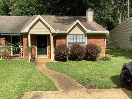226 Whetherbine Way W, TALLAHASSEE, FL, 32301-8517 | Card Image