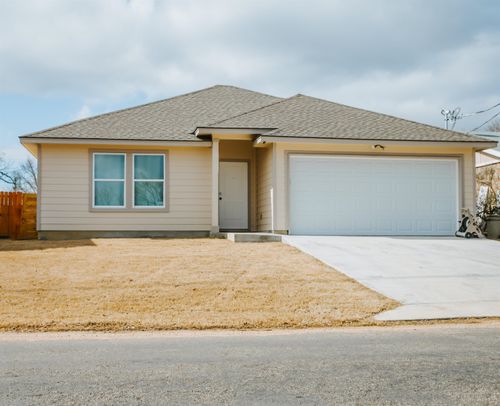 2001 Cedar Park, Kingsland, TX, 78639-5921 | Card Image