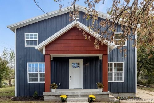 623 N 6th Ave, Stroud, OK, 74079-3228 | Card Image