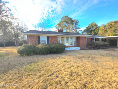 909 Clyde Dr, Jacksonville, NC, 28540-7401 | Card Image