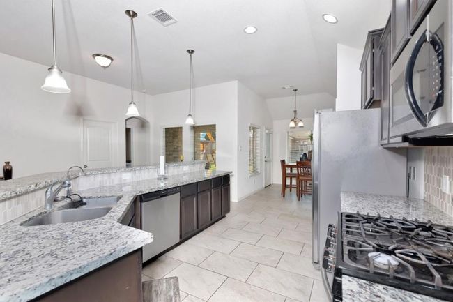 6226 Mason Way, House other with 3 bedrooms, 2 bathrooms and 2 parking in Rosenberg TX | Image 13