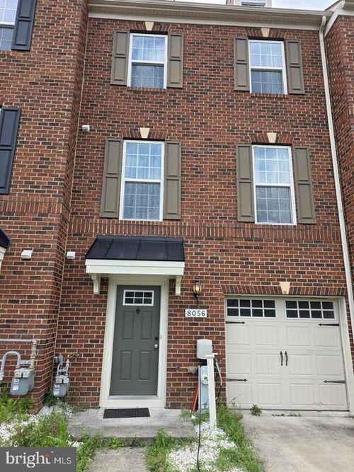 8056 Locust Mill St, ELLICOTT CITY, MD, 21043-7530 | Card Image