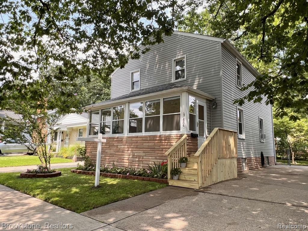 Leroy St, Ferndale, MI 48220