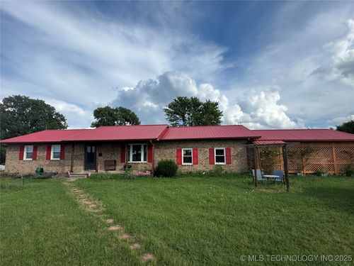 4045 County Road 1510, Stratford, OK, 74872-5464 | Card Image