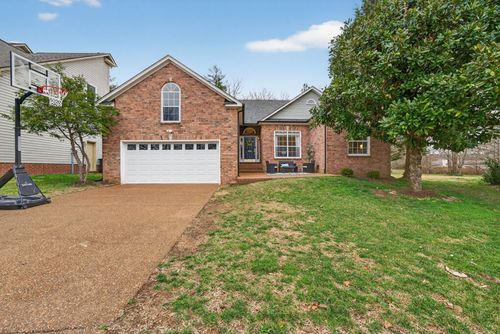 108 Ben Brush Cir, Franklin, TN, 37069-1821 | Card Image