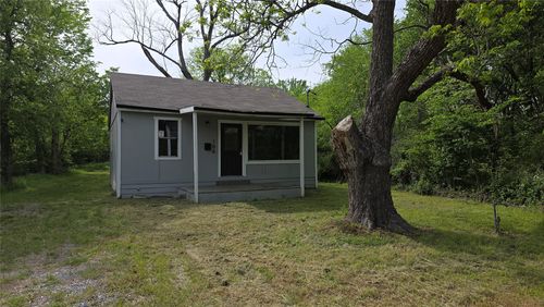 106 S Wilson St, Ladonia, TX, 75449-1604 | Card Image