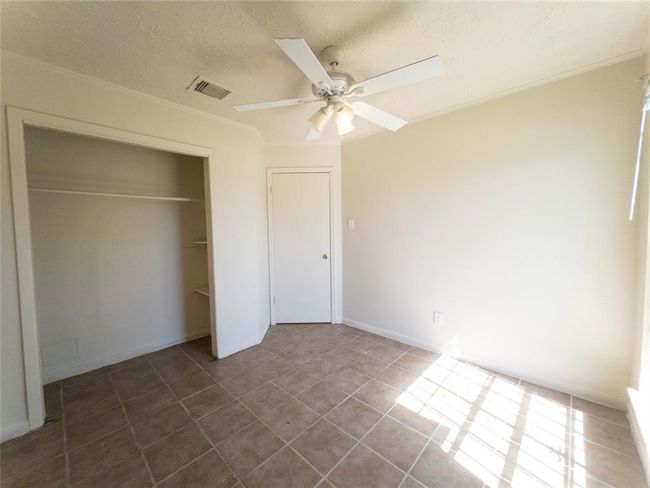 2907 Helmsley Dr, House other with 4 bedrooms, 2 bathrooms and null parking in Pearland TX | Image 19