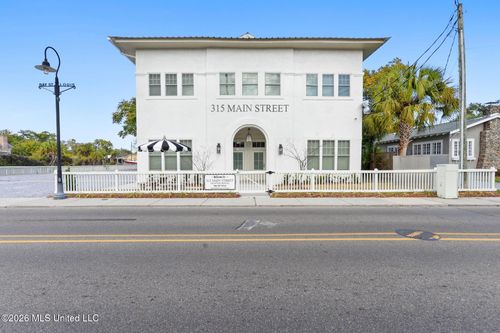 unit-c-315 Main Street, Bay Saint Louis, MS, 39520 | Card Image