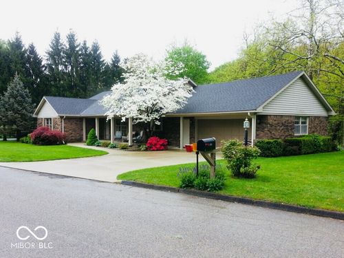 1235 W Lincoln Drive, Crawfordsville, IN, 47933 | Card Image