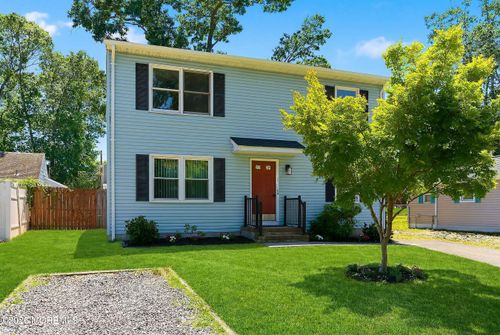 897 Lynnwood Ave, Brick, NJ, 08723-5166 | Card Image