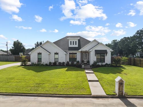 2700 Stone Hedge St, Mount Pleasant, TX, 75455-7481 | Card Image