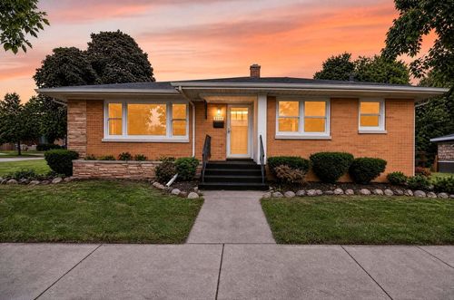 2320 51st Street, Kenosha, WI, 53140 | Card Image