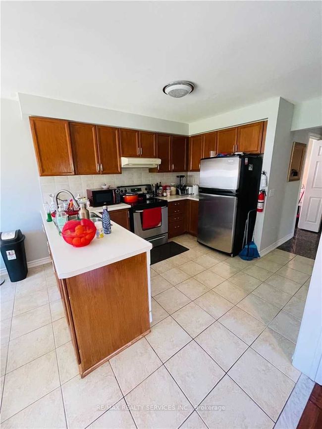 98 Nuffield St, House other with 4 bedrooms, 3 bathrooms and 2 parking in Brampton ON | Image 6