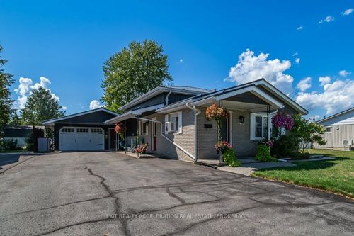 472 Camden Rd, Napanee, ON, K7R1G1 | Card Image