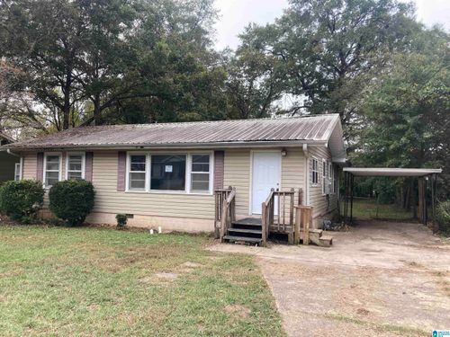 2532 Circle Dr, HUEYTOWN, AL, 35023-3247 | Card Image