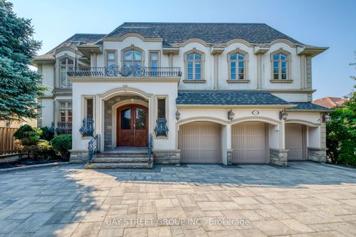 56 Winchester Lane, Richmond Hill, ON, L4C6Y7 | Card Image