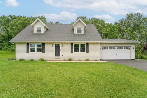 N8095 Rolling Hills Drive, TAYCHEEDAH, WI, 54937 | Card Image